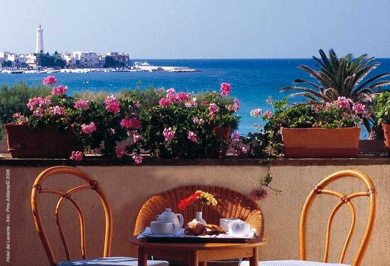 Hotel Del Levante Торре-Канне Экстерьер фото